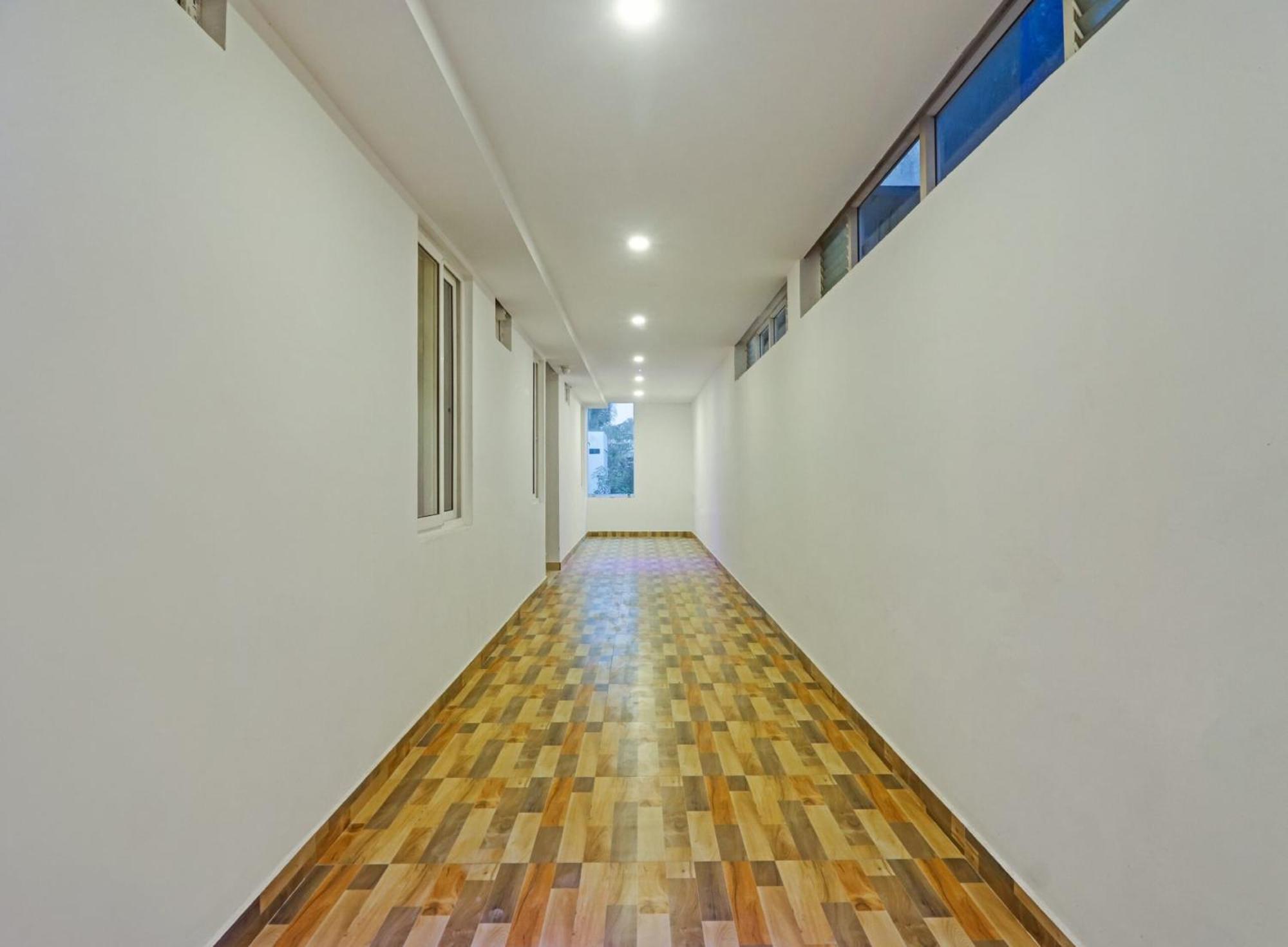 Townhouse Che Sigma Hotel Hyderabad Ngoại thất bức ảnh