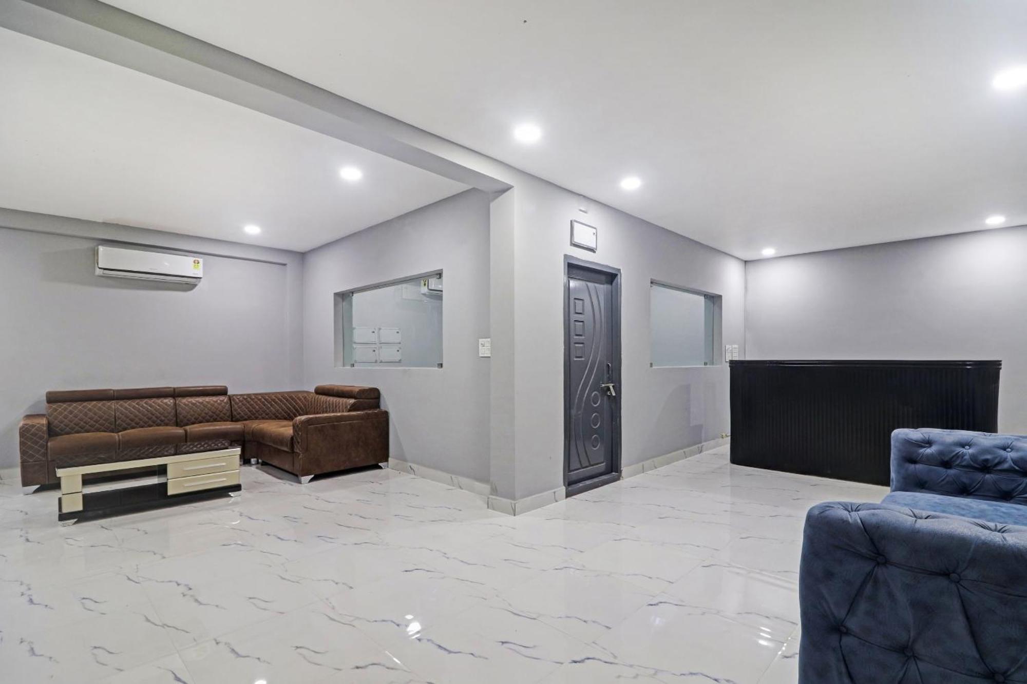 Townhouse Che Sigma Hotel Hyderabad Ngoại thất bức ảnh