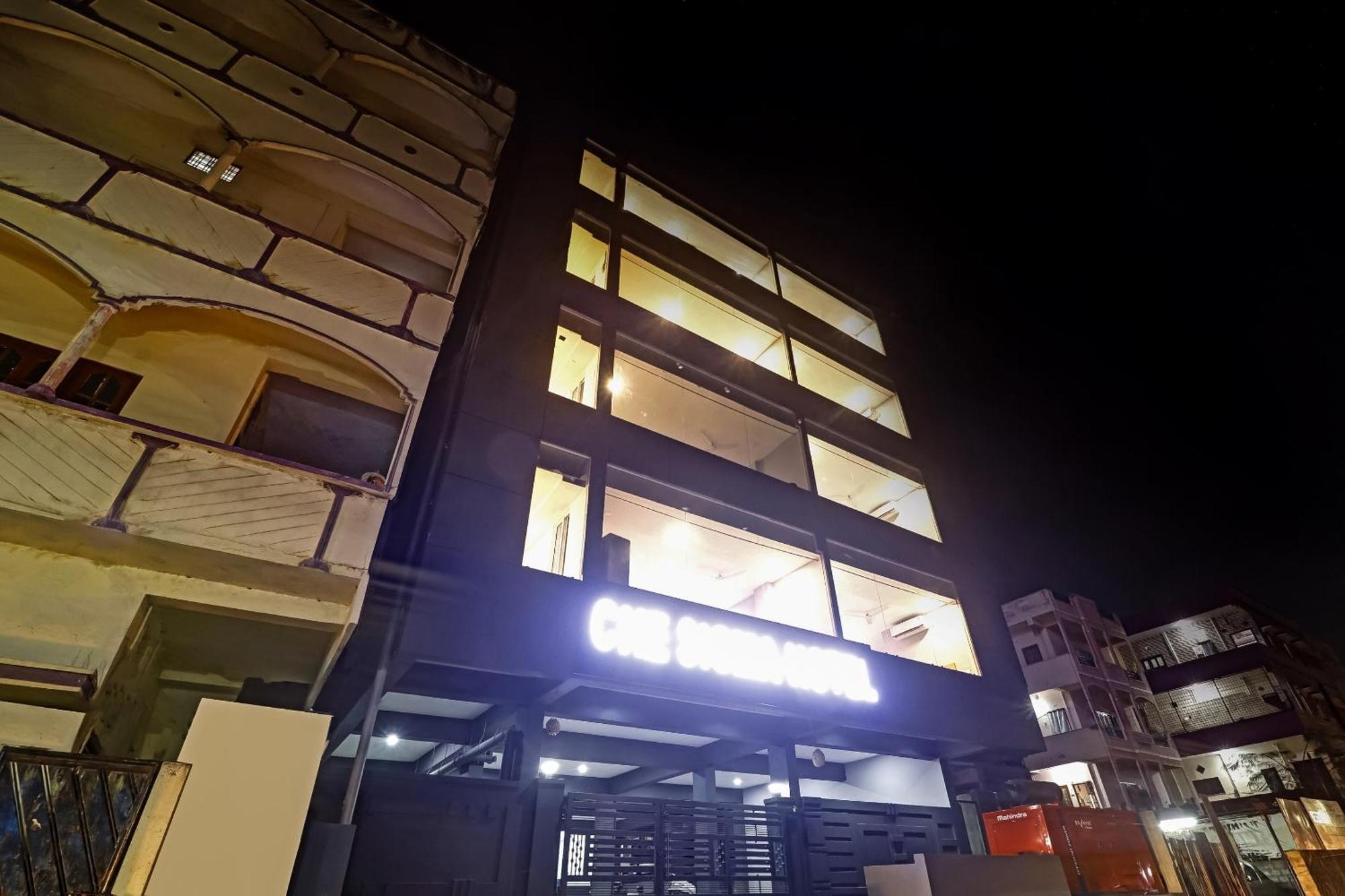 Townhouse Che Sigma Hotel Hyderabad Ngoại thất bức ảnh